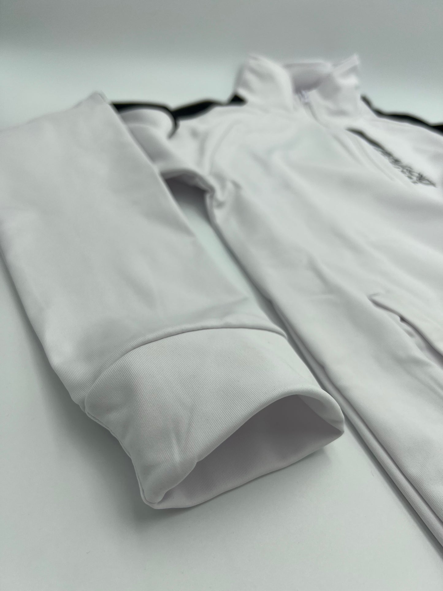 Balou Performance Full Zip White